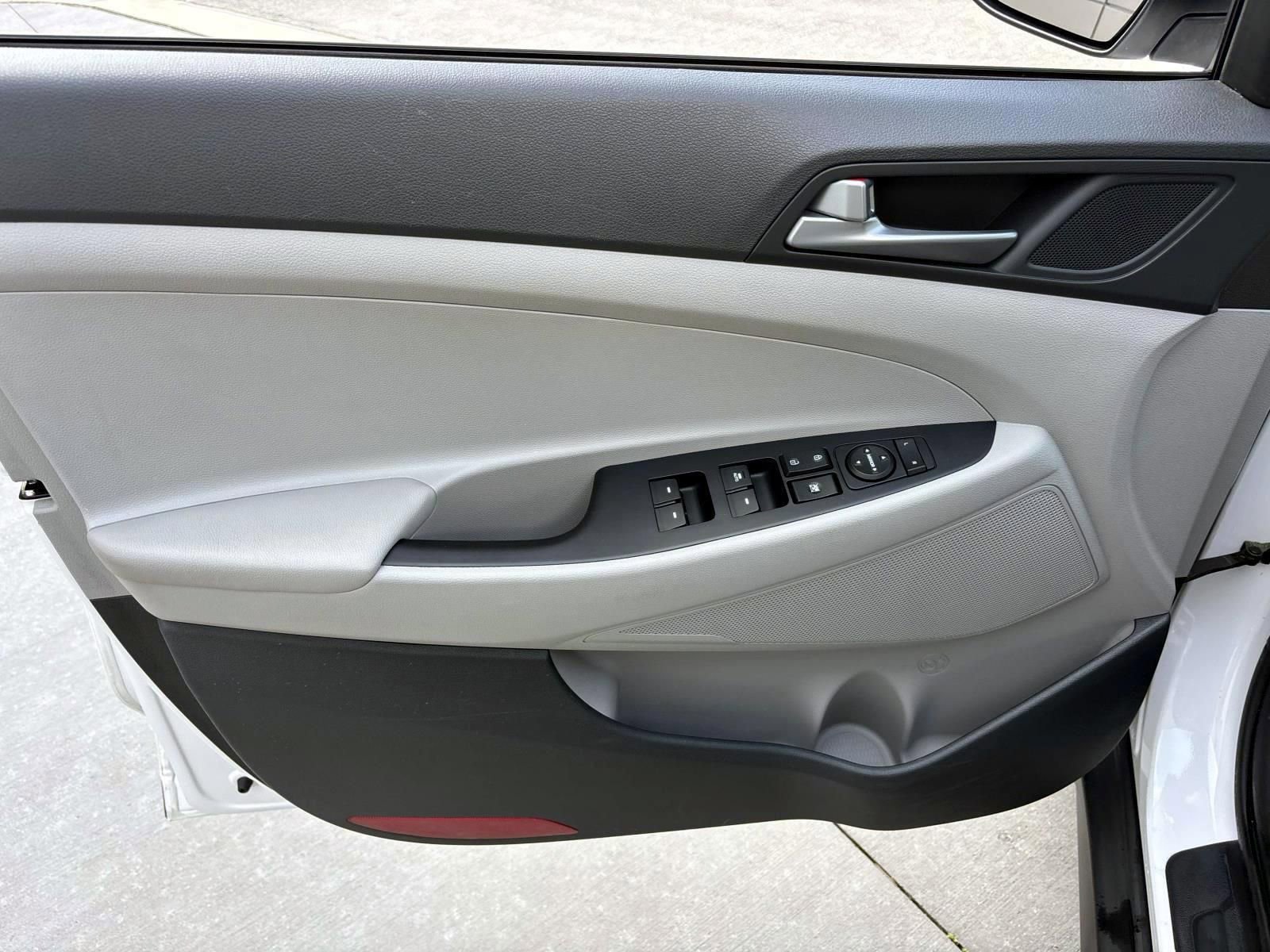 Used 2016 Hyundai Tucson SE w/ Option Group 02 image 11