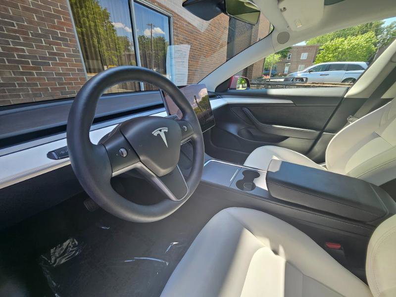 Used 2023 Tesla Model 3 Standard Range RWD image 35