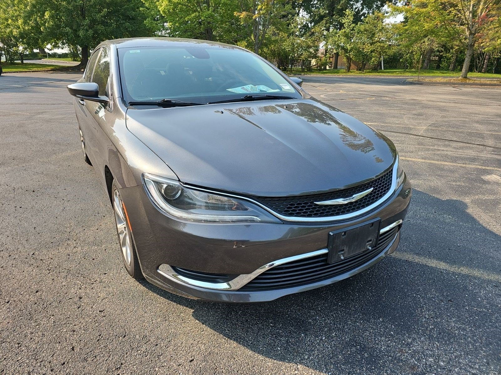 Used 2015 Chrysler 200 Limited FWD image 8