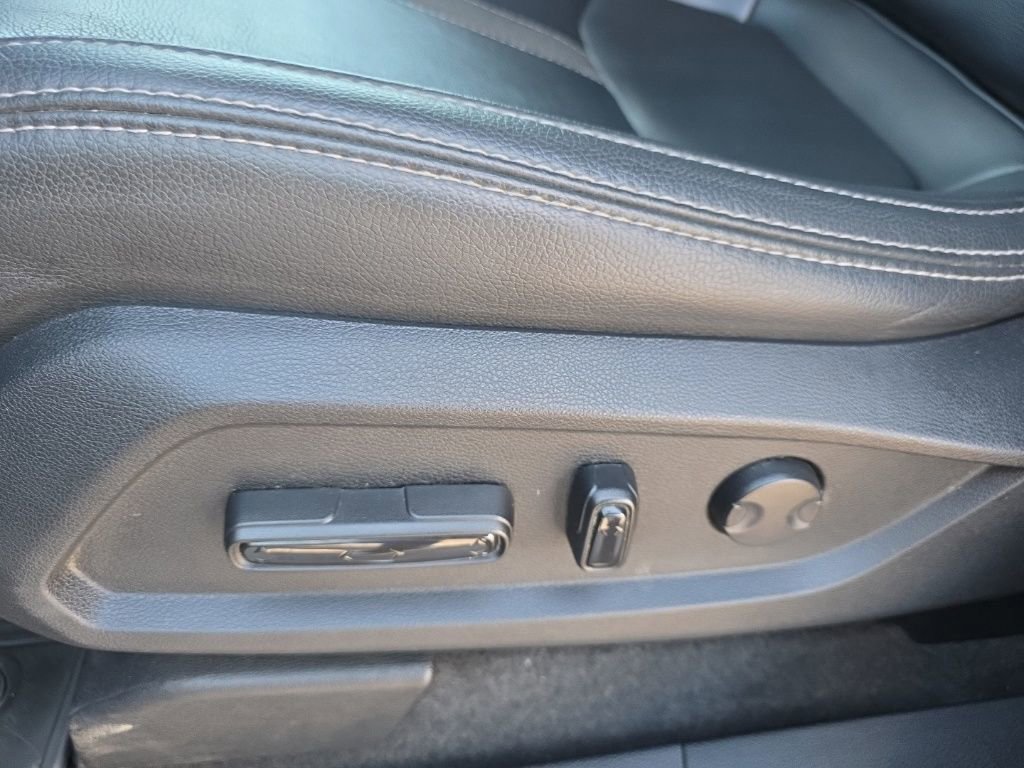 Used 2024 Honda Pilot EX-L image 11