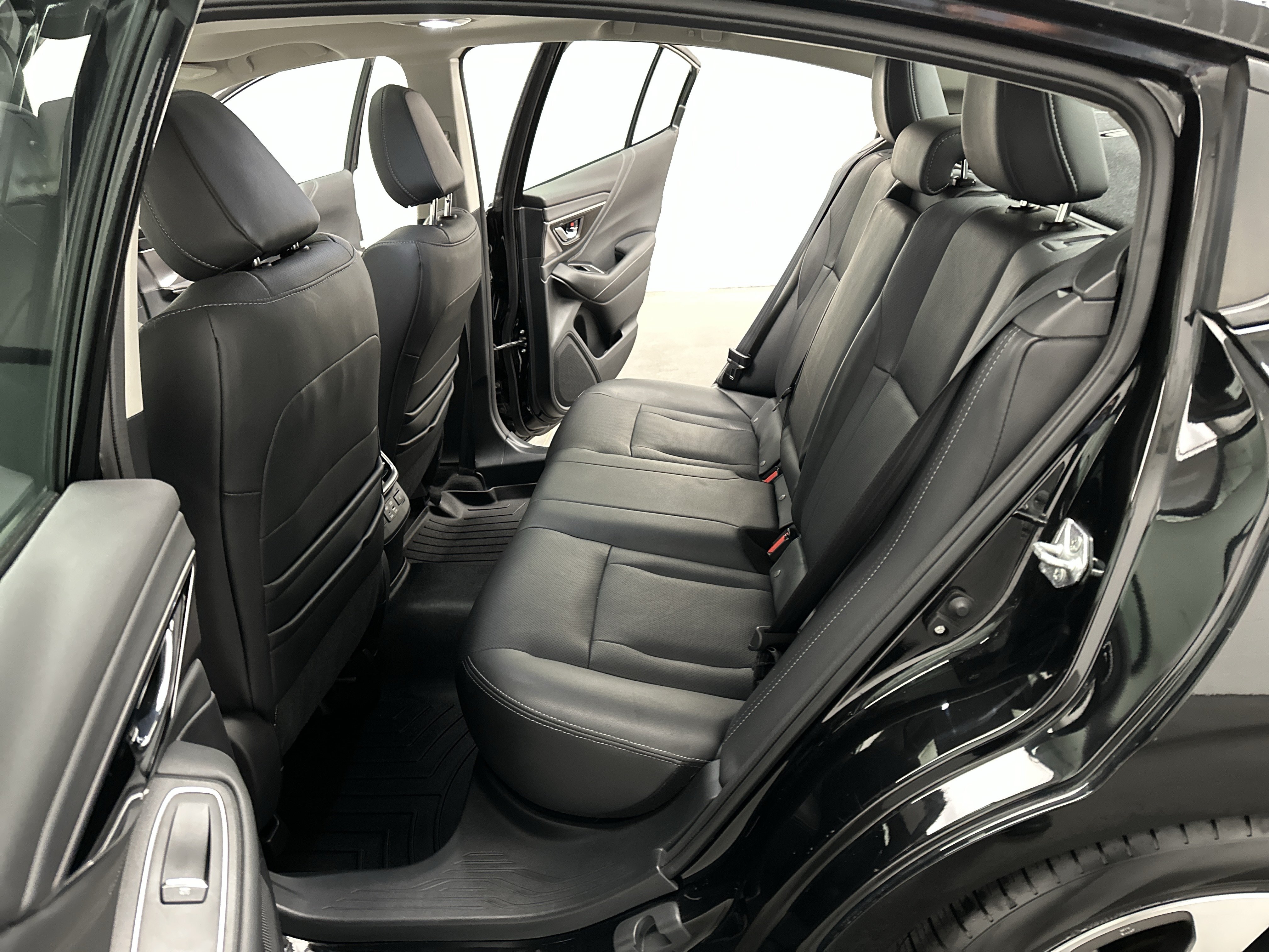Used 2023 Subaru Legacy Limited AWD/4WD image 19