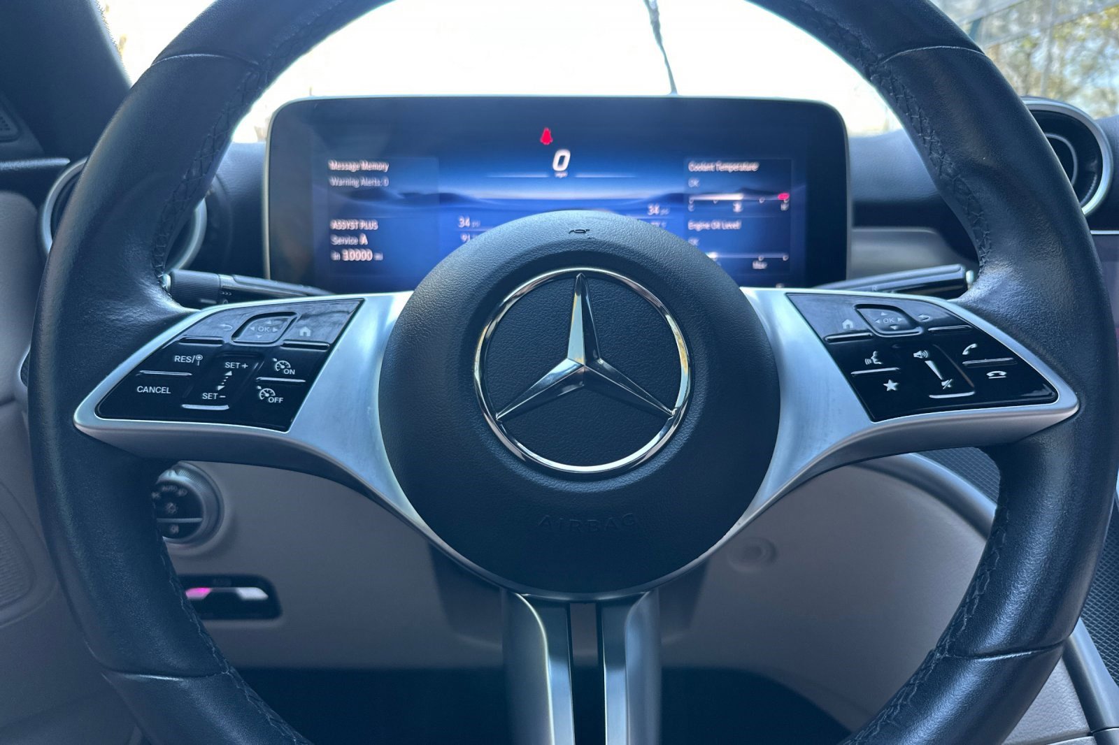 Used 2023 Mercedes-Benz C 300 Sedan image 29