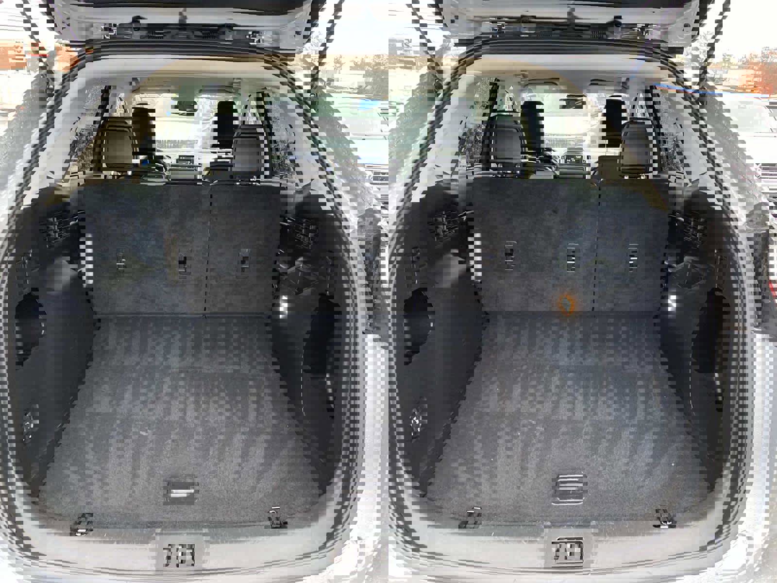 Used 2024 Ford Edge SEL image 5