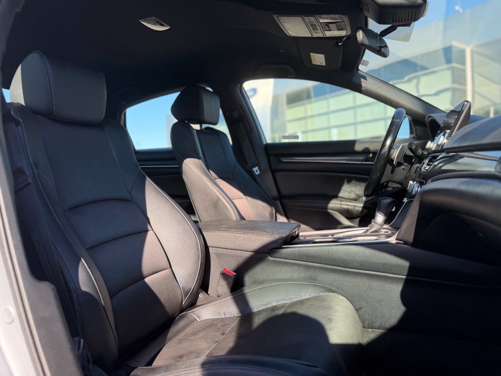 Used 2020 Honda Accord Sport image 10
