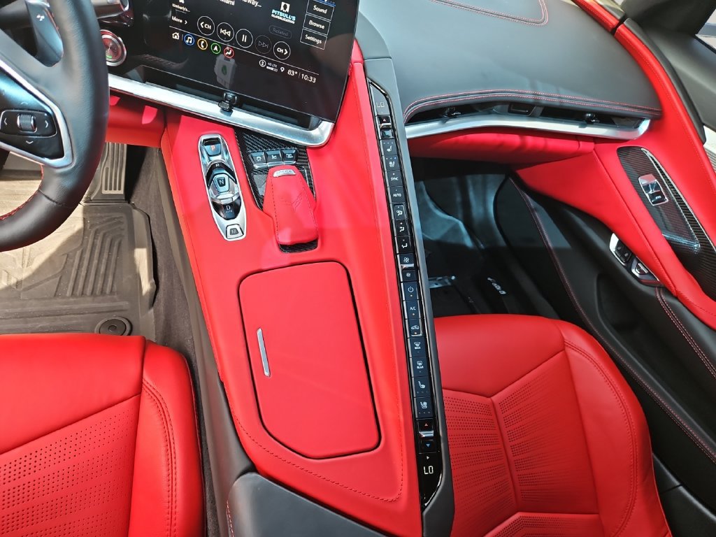 Used 2021 Chevrolet Corvette Stingray Premium Cpe w/ Z51 Performance Package RWD image 12