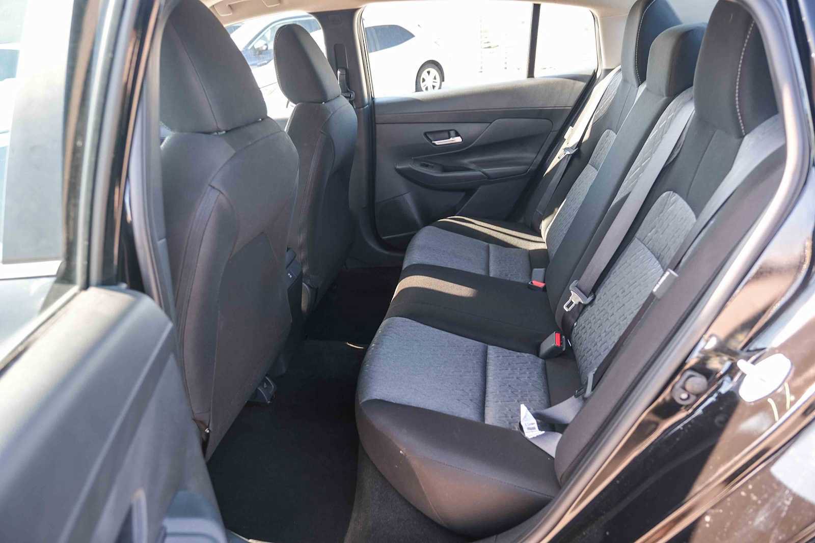 Used 2026 Nissan Sentra SV w/ SV Convenience Package FWD image 19