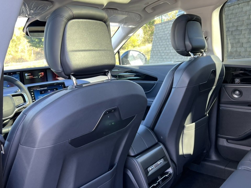 New 2026 Lincoln Nautilus Reserve w/ Jet Appearance Package image 33