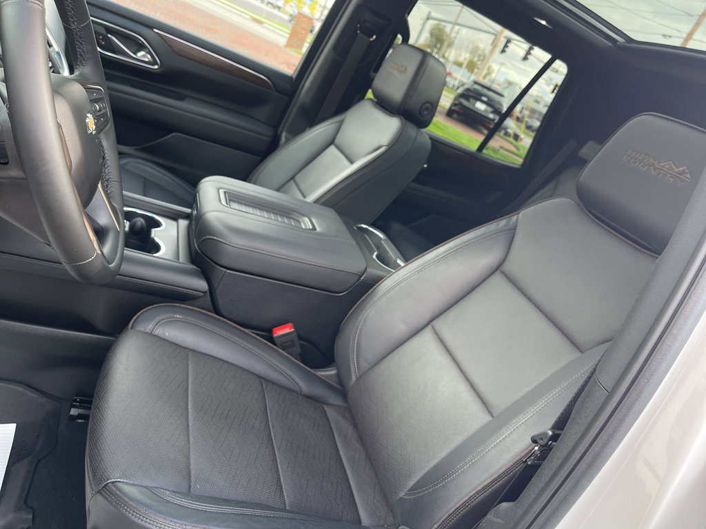 Used 2024 Chevrolet Tahoe High Country w/ Premium Package image 14