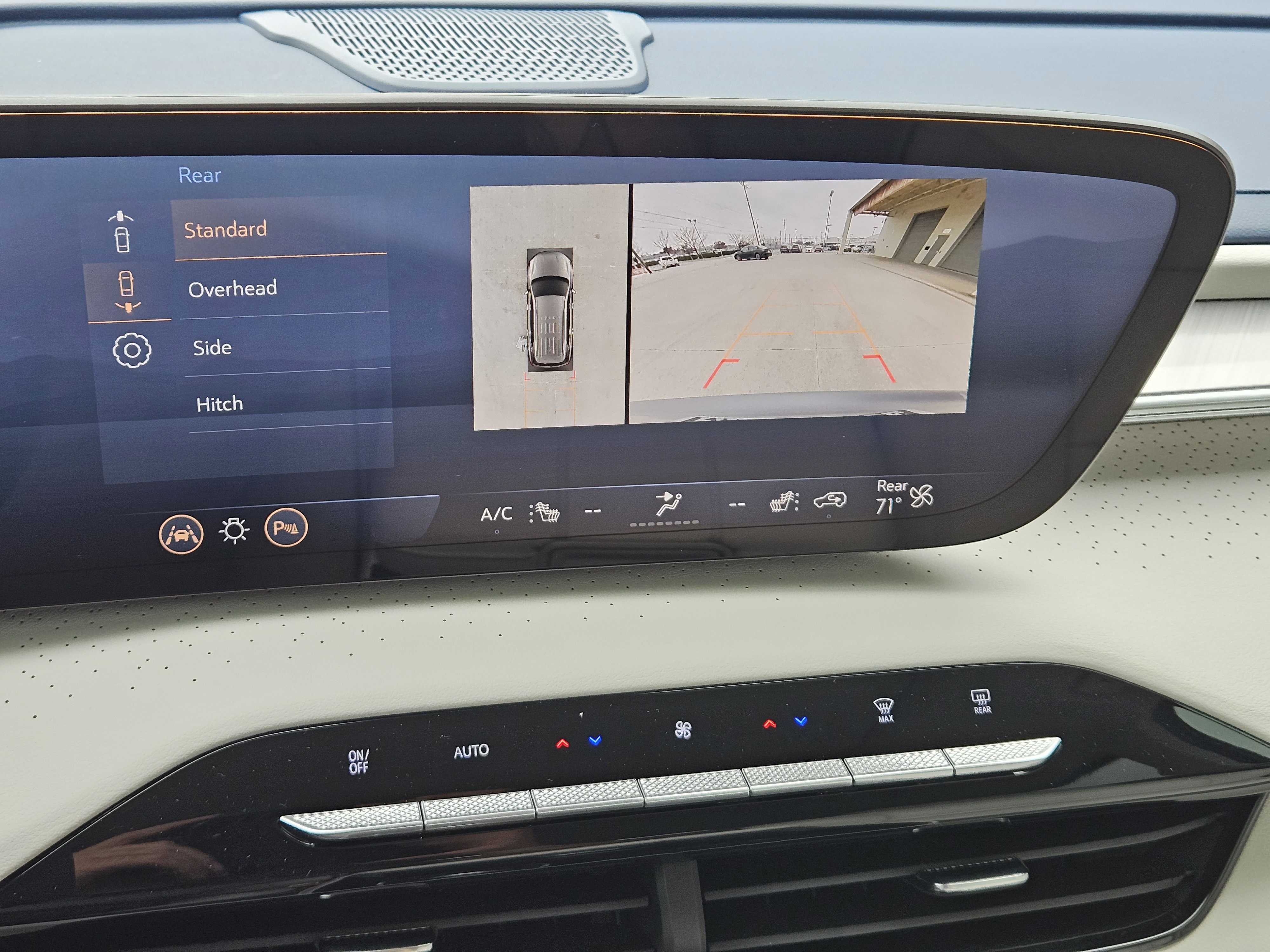 Used 2025 Buick Enclave Avenir w/ Trailering Package, 5000 lbs. image 20