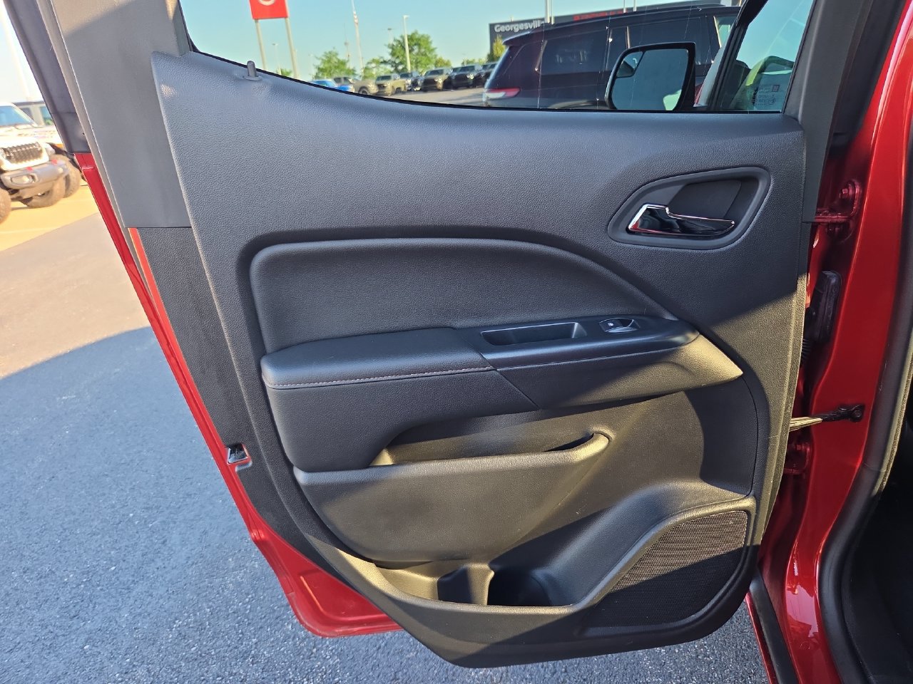 Used 2021 GMC Canyon AT4 w/ Driver Alert Package AWD/4WD image 13