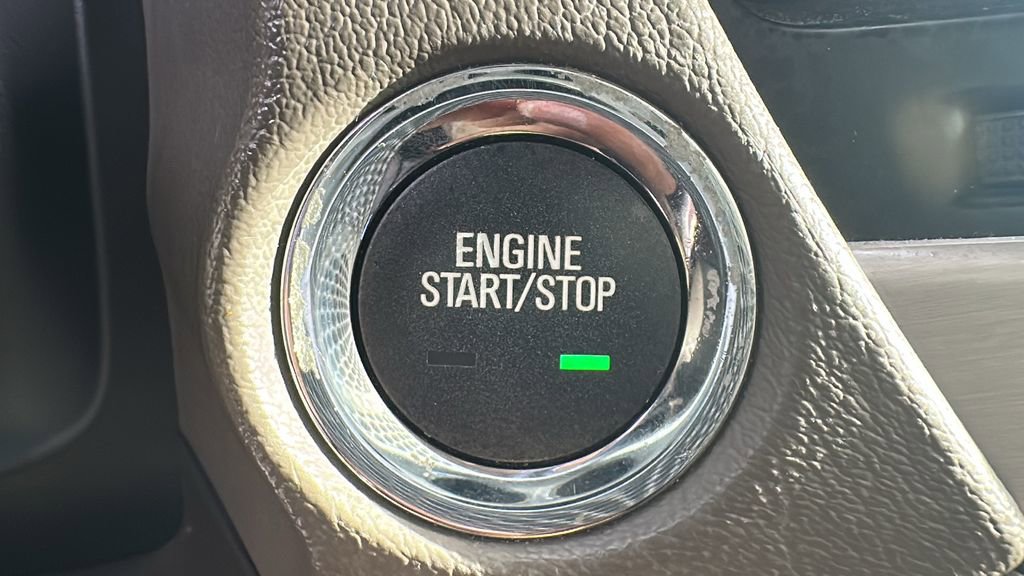 Used 2019 GMC Yukon Denali w/ Denali Ultimate Package image 23