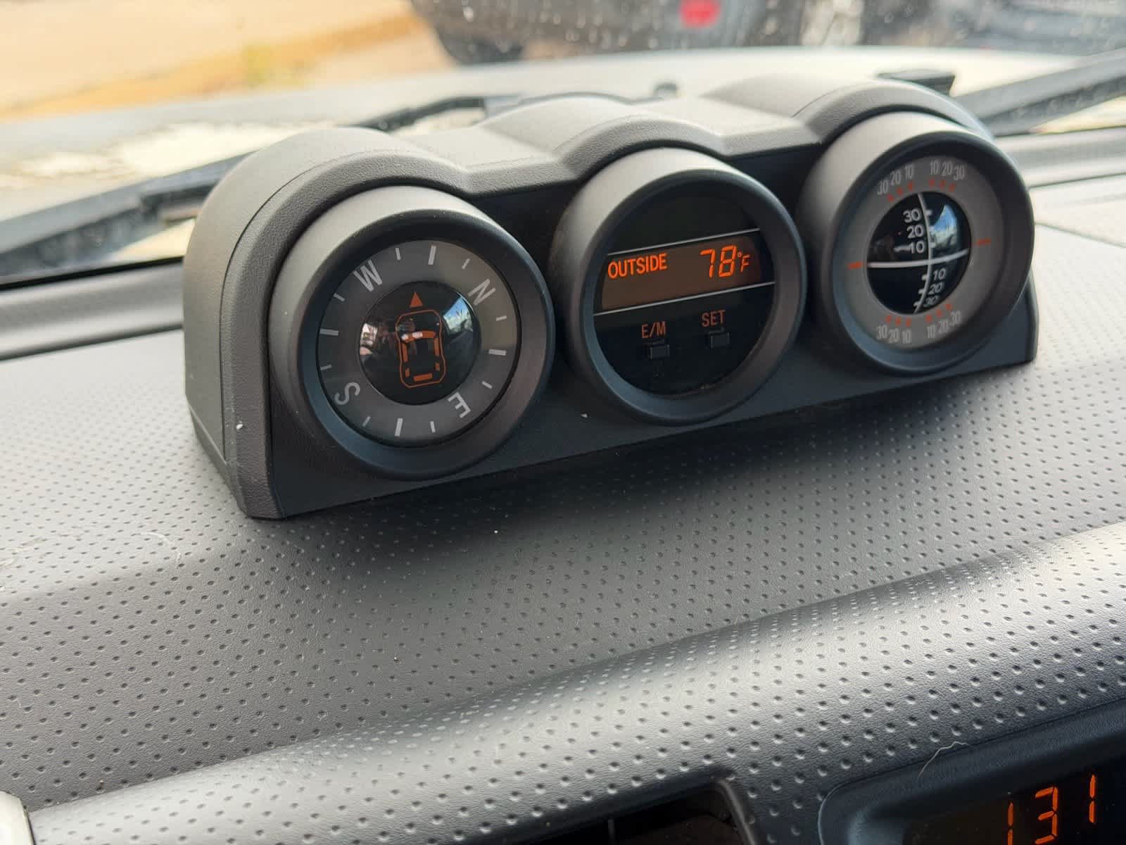 Used 2010 Toyota FJ Cruiser 4WD image 21