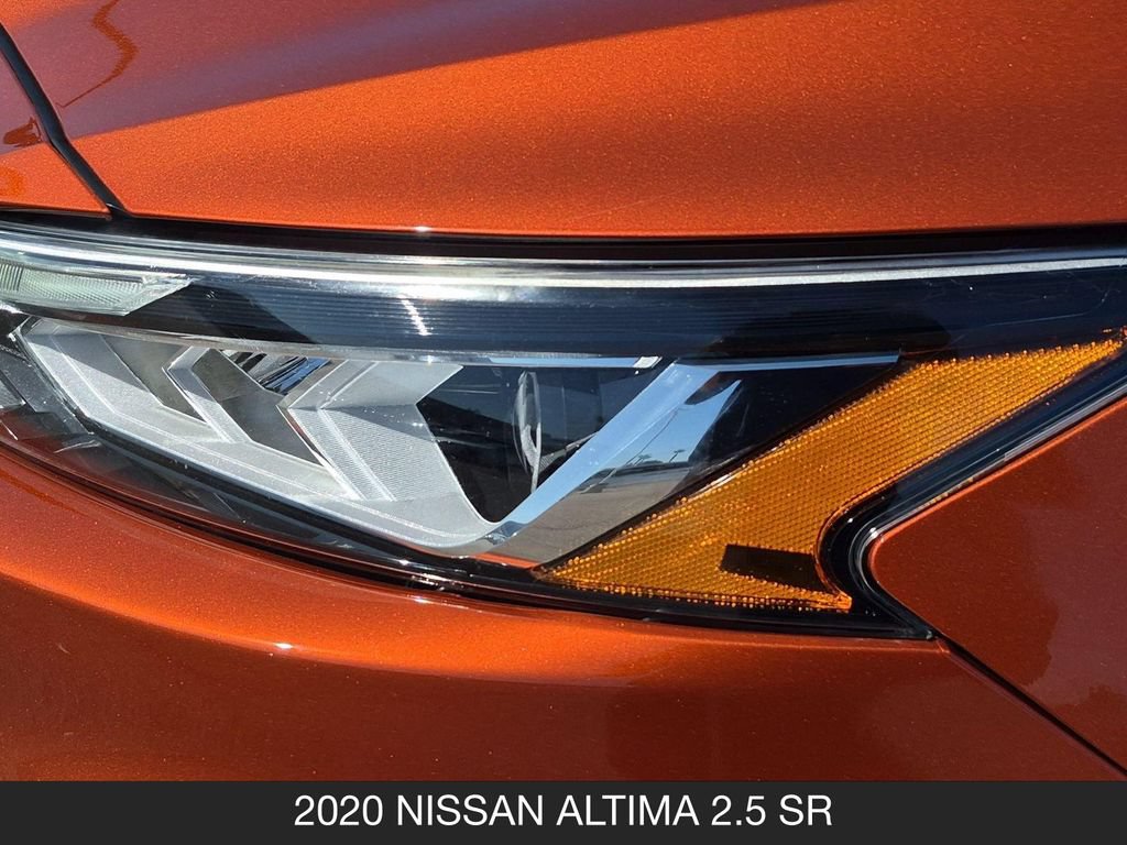 Used 2020 Nissan Altima 2.5 SR w/ Premium Package FWD image 13