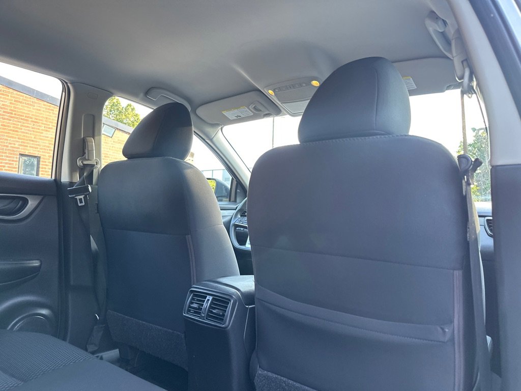 Used 2019 Nissan Rogue Sport S image 17