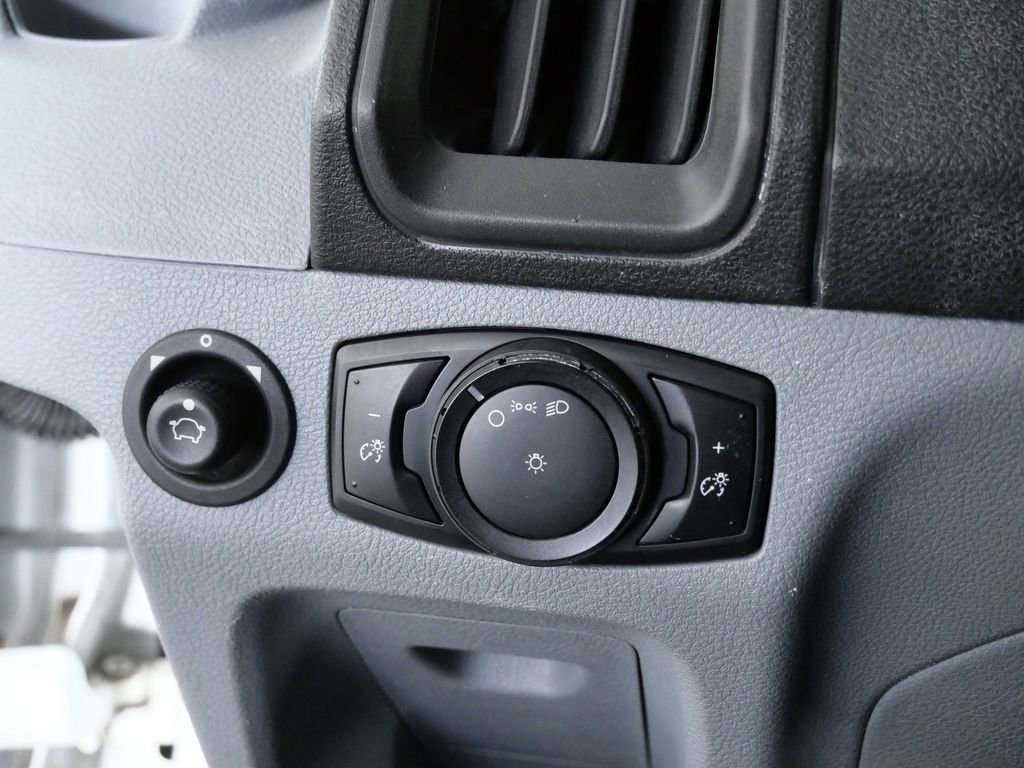 Used 2015 Ford Transit 250 130 Low Roof w/ Exterior Upgrade Package image 26