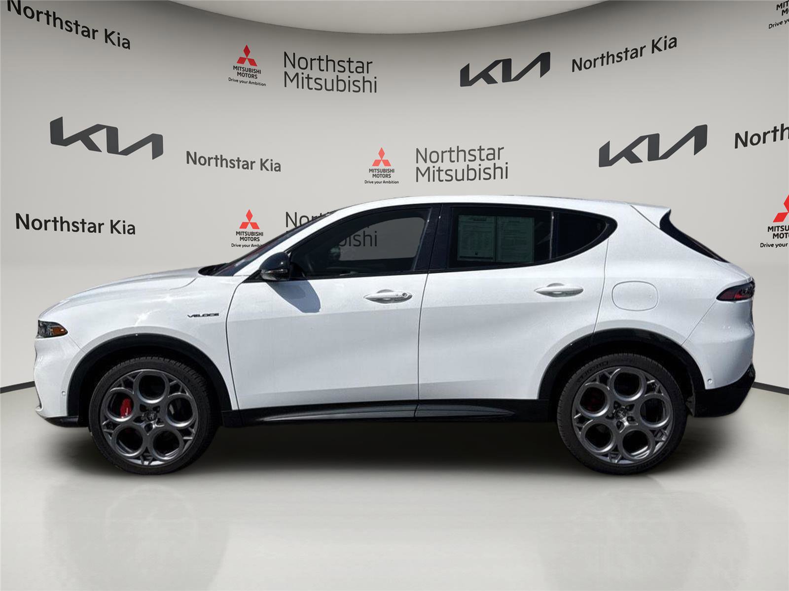 Used 2024 Alfa Romeo Tonale Veloce image 2