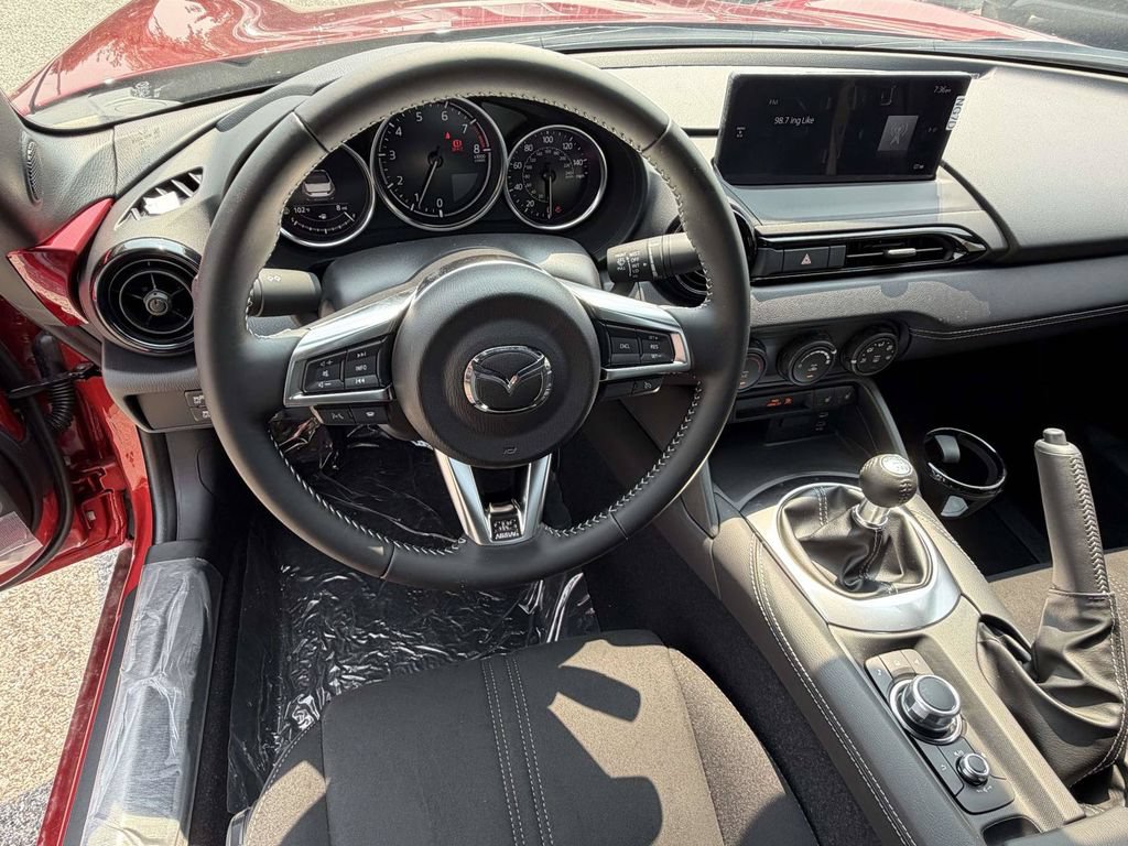 New 2026 MAZDA MX-5 Miata Club RWD image 9