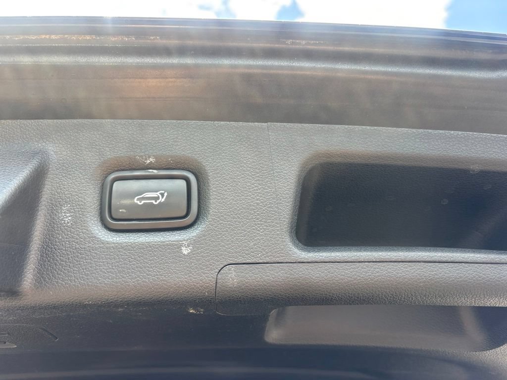 Used 2020 Hyundai Santa Fe SEL w/ Convenience Package FWD image 19