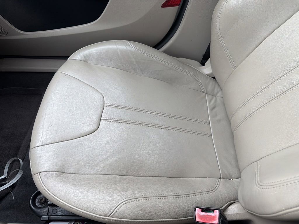 Used 2012 Ford Focus SEL FWD image 23