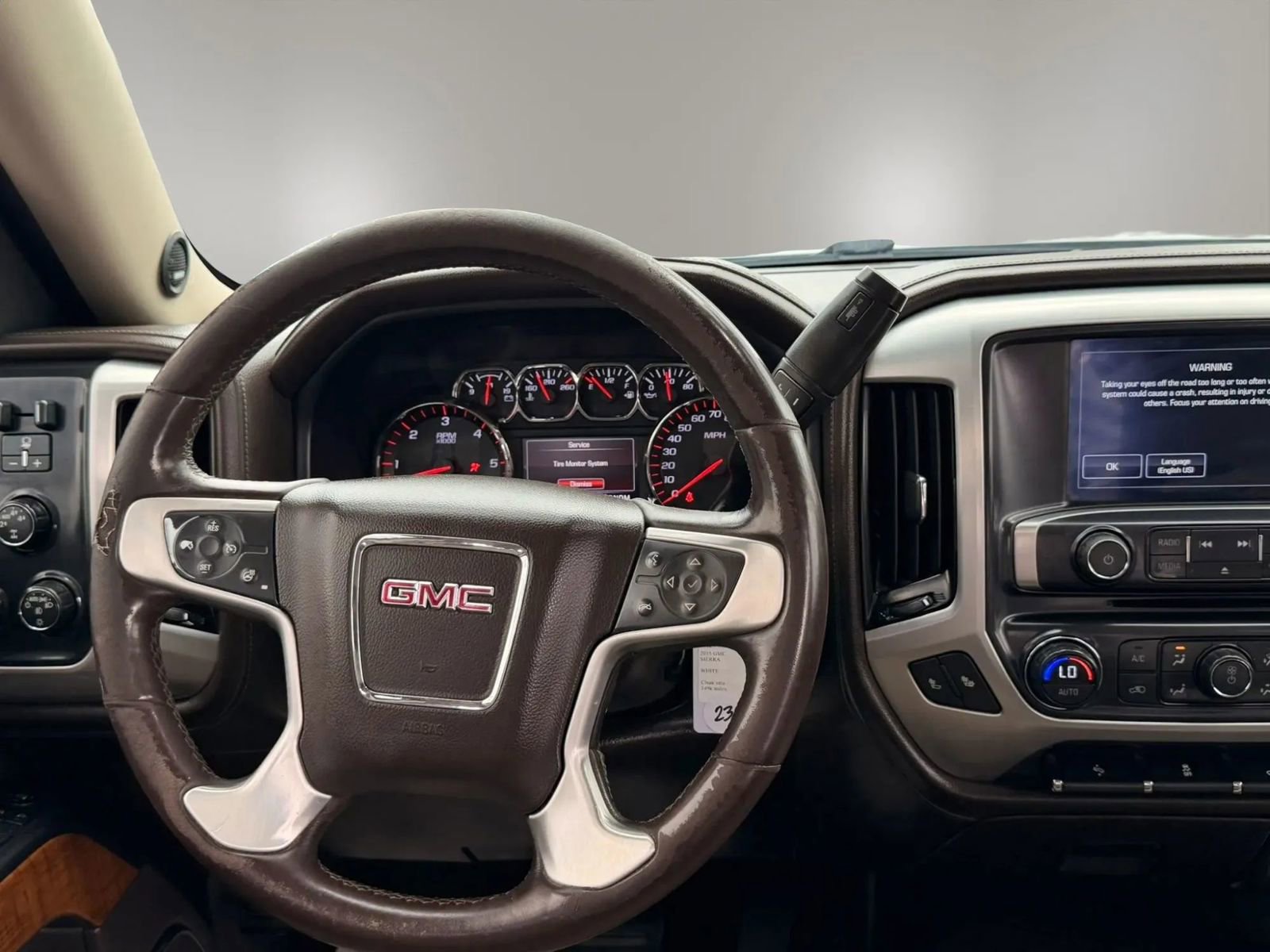 Used 2015 GMC Sierra 1500 SLT w/ SLT Crew Cab Value Package AWD/4WD image 29