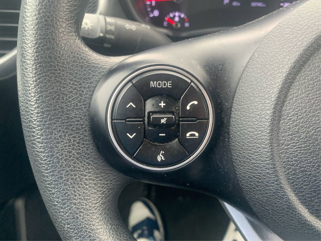 Used 2021 Kia Soul LX FWD image 23