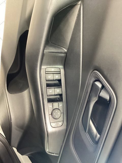 Used 2024 Nissan Rogue S AWD/4WD image 19