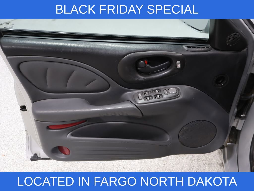 Used 2003 Pontiac Bonneville SE w/ Leather Appointment Package FWD image 14