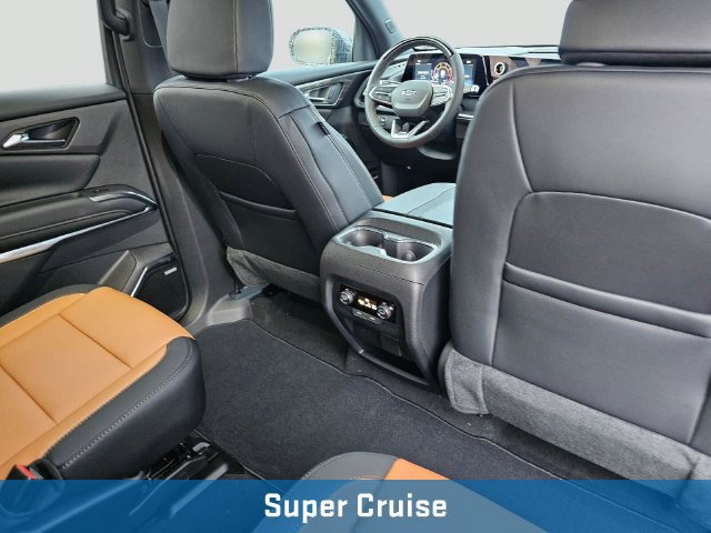 New 2027 Chevrolet Traverse Z71 w/ Enhanced Driving Package AWD/4WD image 17