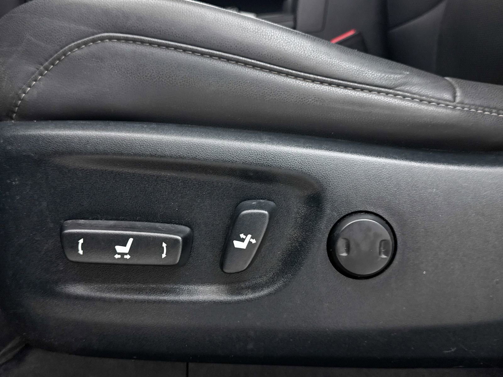 Used 2022 Lexus GX 460 Premium w/ Premium Package image 27