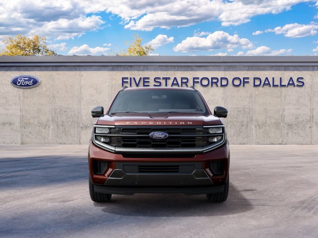 New 2027 Ford Expedition Max Platinum w/ Driver's Package RWD image 3
