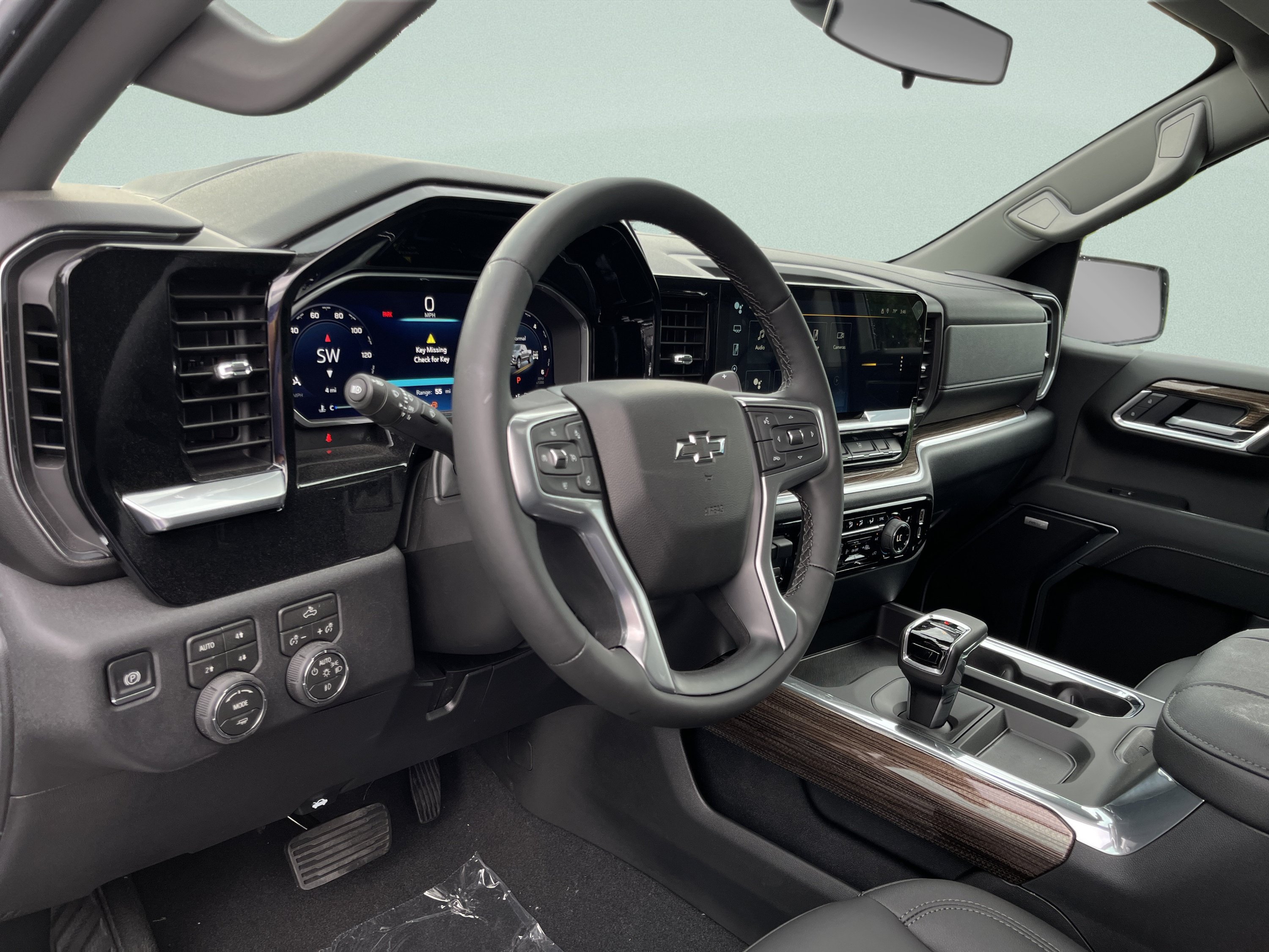 New 2026 Chevrolet Silverado 1500 RST w/ Redline Edition AWD/4WD image 13