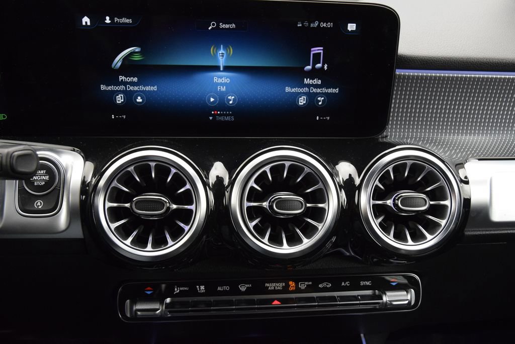 Certified 2022 Mercedes-Benz GLB 250 image 26