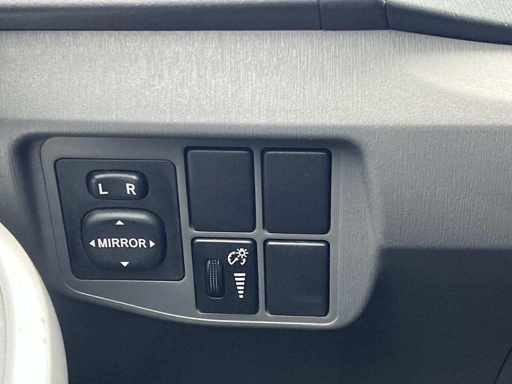 Used 2010 Toyota Prius Five image 26