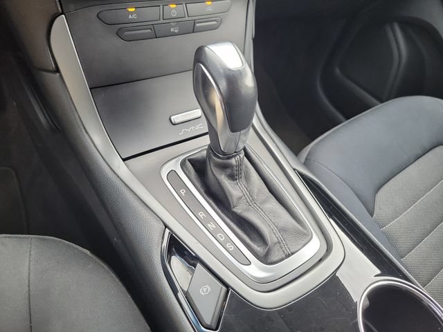 Used 2015 Ford Edge SE FWD image 31