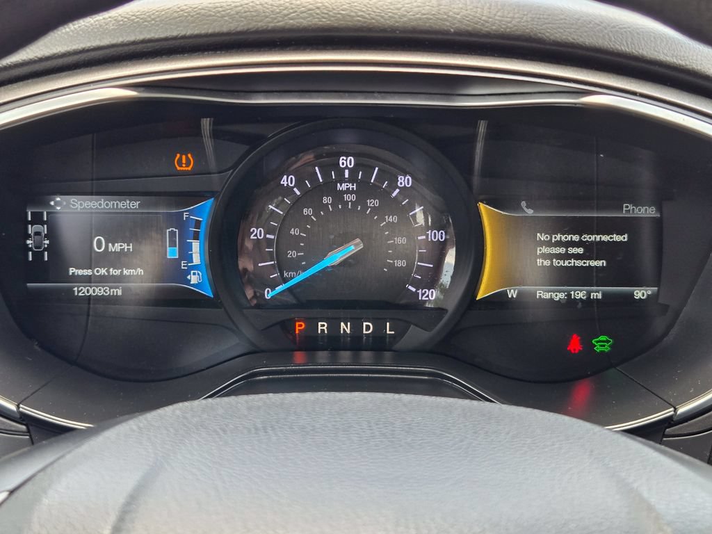 Used 2019 Ford Fusion SE FWD image 10