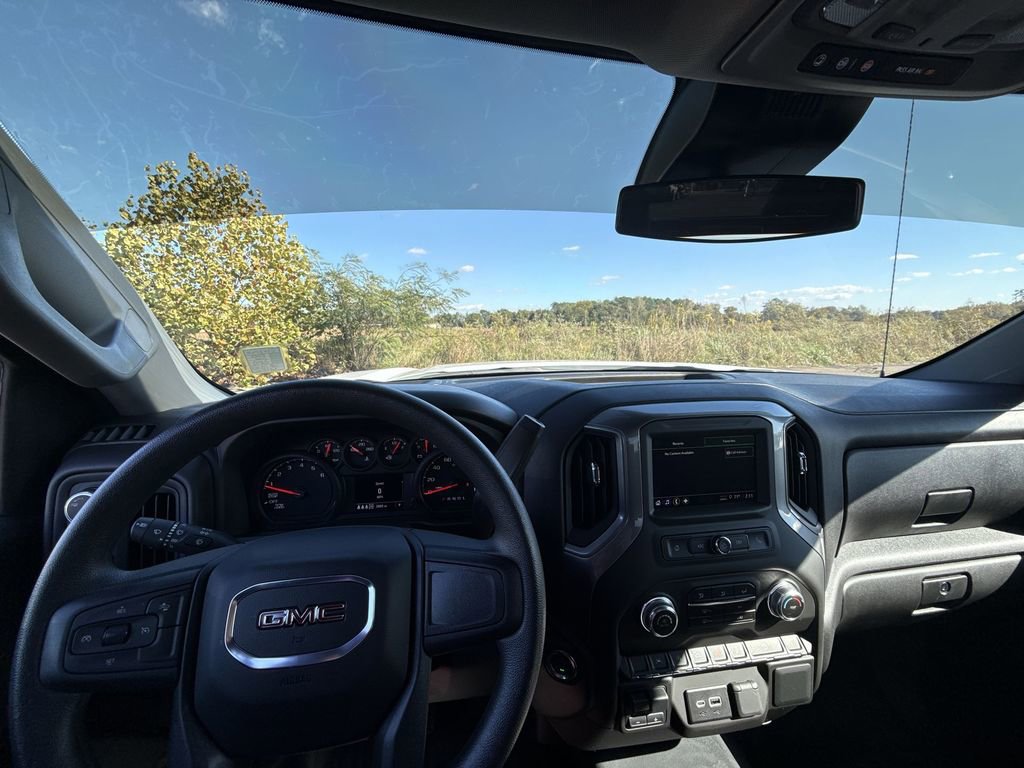 Certified 2025 GMC Sierra 1500 Pro w/ Pro Value Package image 27