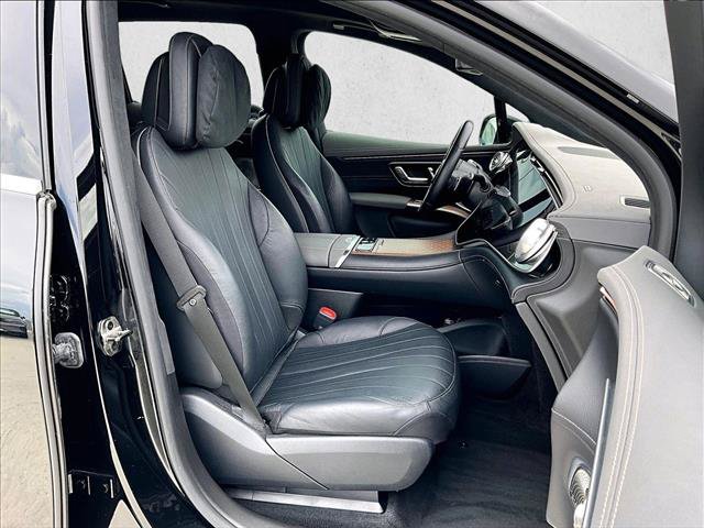 Certified 2023 Mercedes-Benz EQS 580 4MATIC SUV image 9