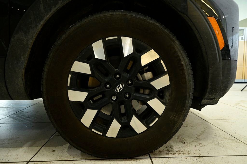 Used 2025 Hyundai Santa Cruz SEL image 9