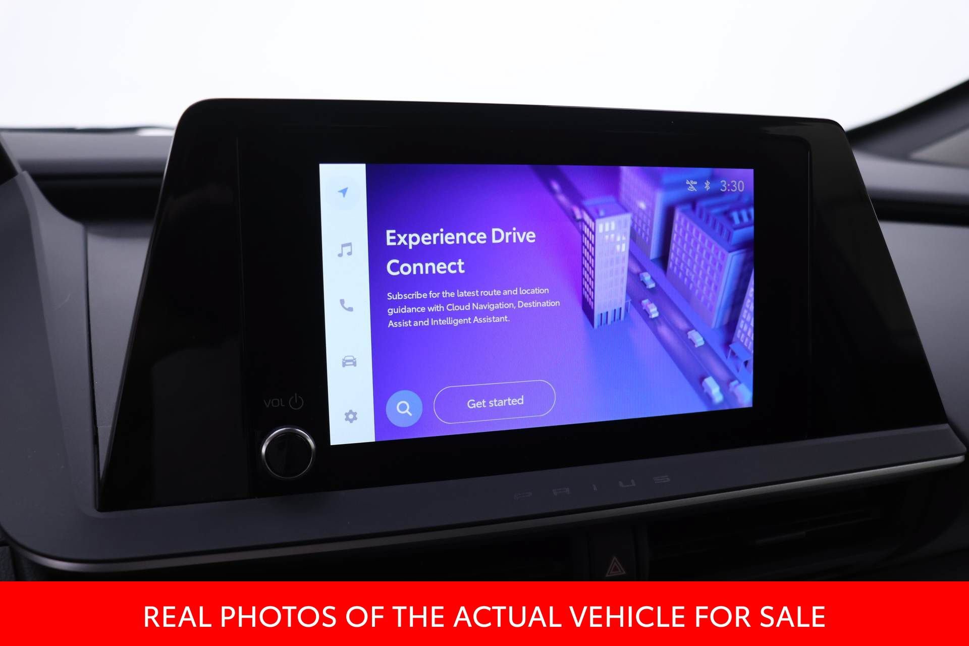 Certified 2025 Toyota Prius LE FWD image 8