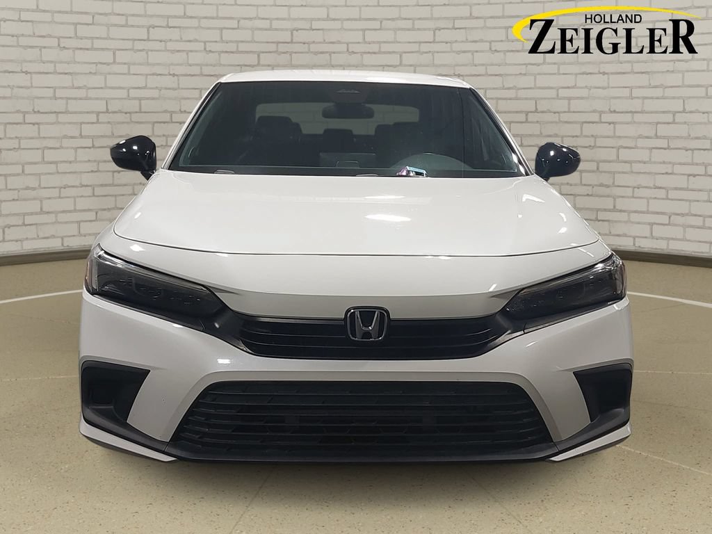 Used 2022 Honda Civic Sport image 2