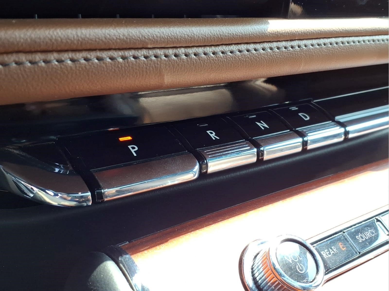 Used 2024 Lincoln Aviator Reserve w/ Equipment Group 201A AWD/4WD image 25