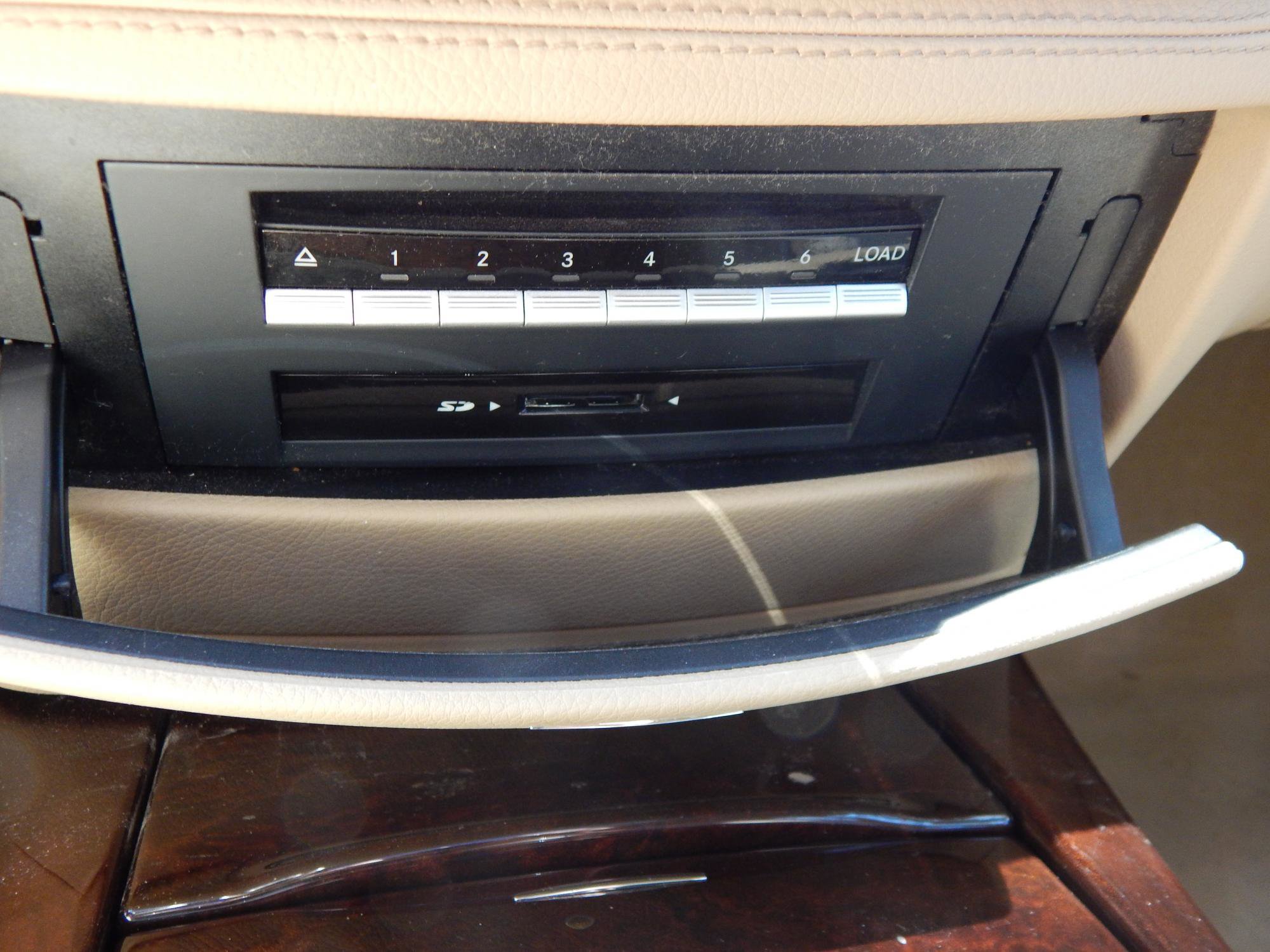 Used 2012 Mercedes-Benz S 550 4MATIC image 25