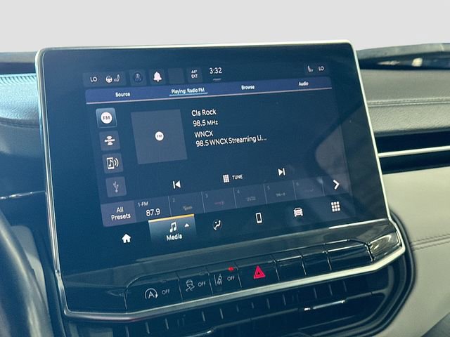 Used 2022 Jeep Compass Limited image 15