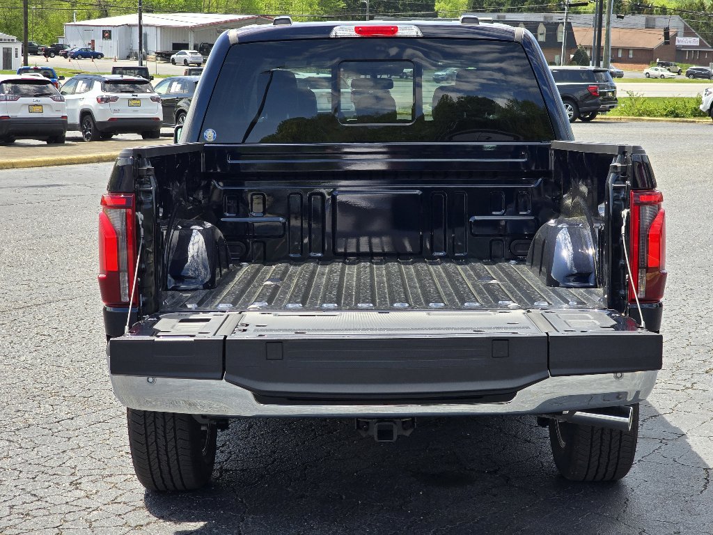 New 2025 Ford F150 Lariat w/ Equipment Group 501A Mid image 21