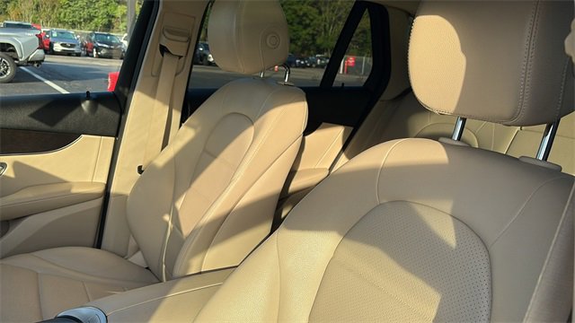 Used 2022 Mercedes-Benz GLC 300 image 19