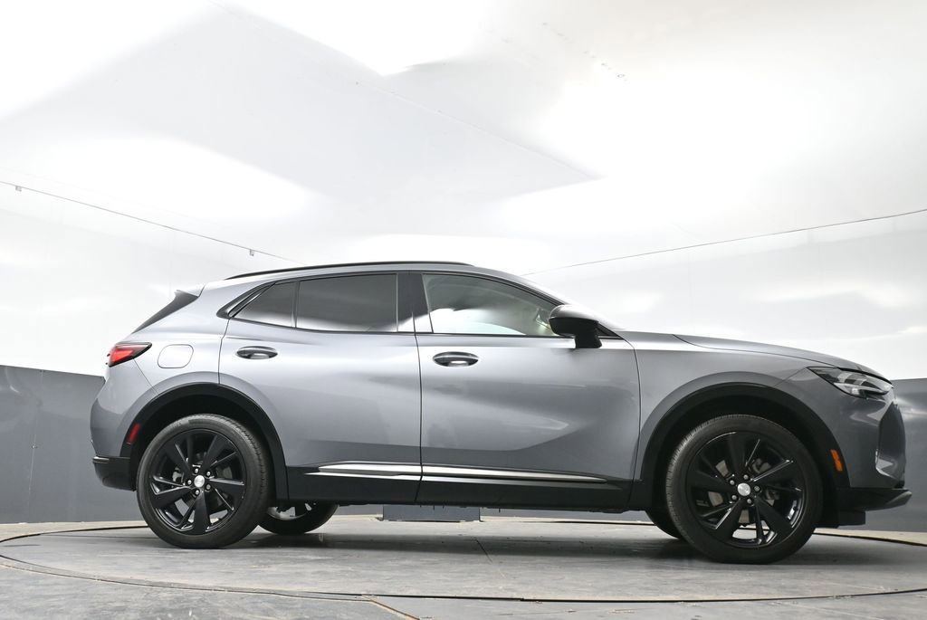 Used 2021 Buick Envision Essence w/ Sport Touring Package AWD/4WD image 52