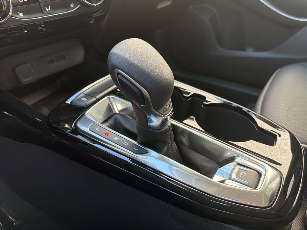 New 2026 Chevrolet Trax ACTIV w/ Sunroof Package FWD image 16