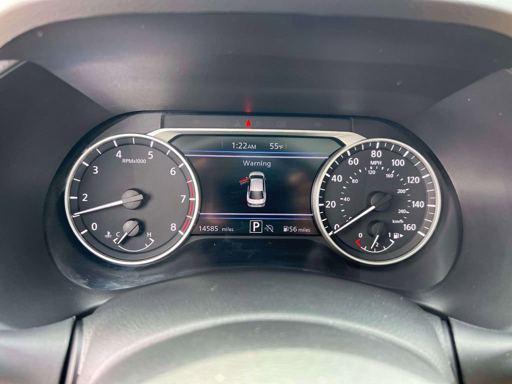 Used 2025 Nissan Sentra SV w/ SV Premium Package FWD image 27