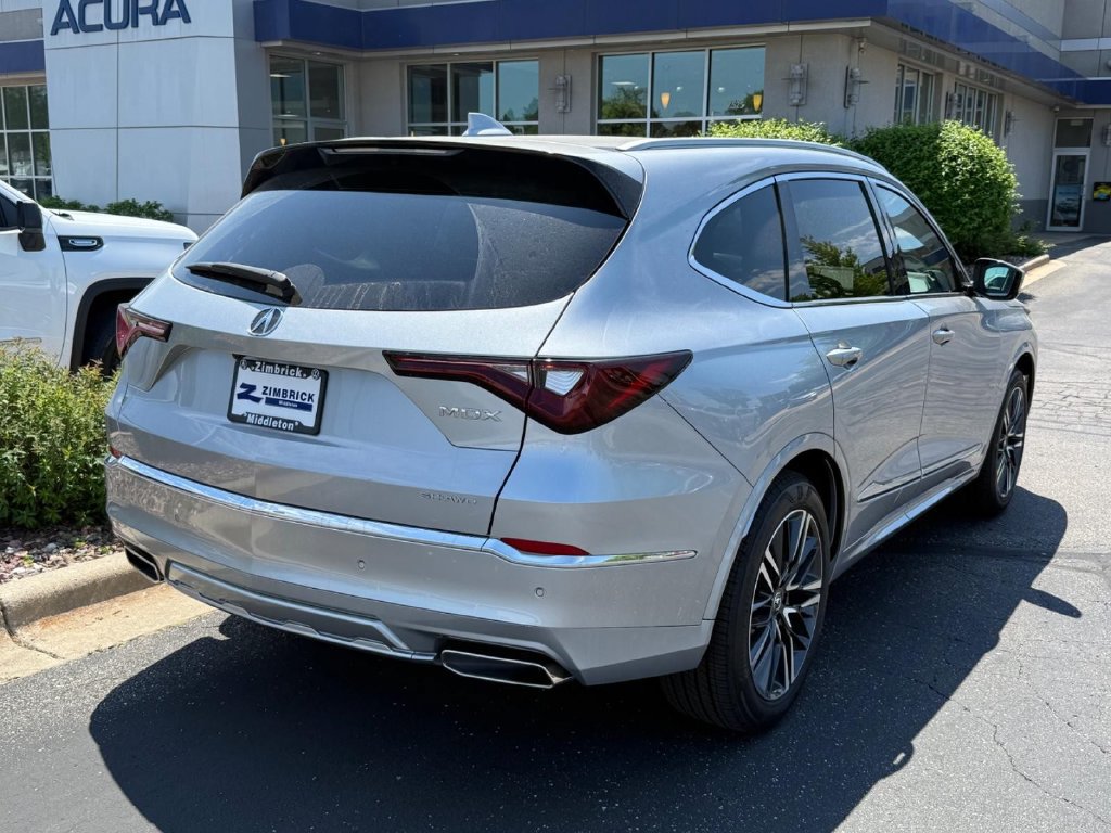New 2026 Acura MDX w/ Advance Package AWD/4WD image 3