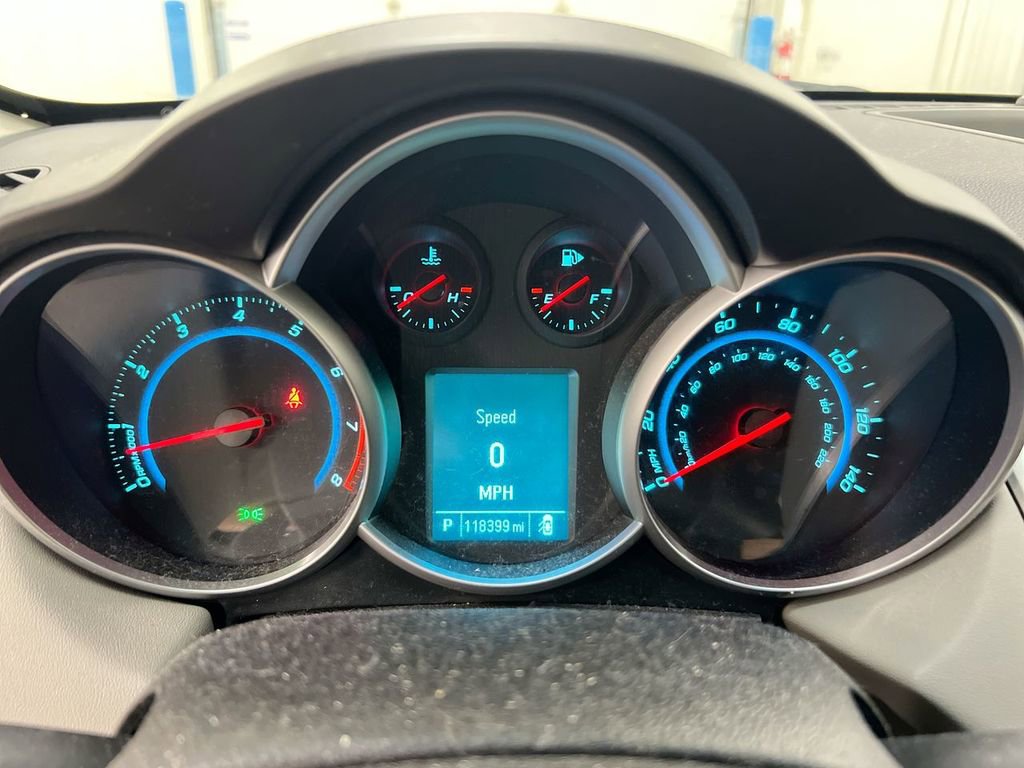 Used 2012 Chevrolet Cruze LS w/ Connectivity Package FWD image 12